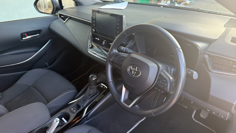 Toyota Corolla 1.8 VVT-i Hybrid Icon Tech 5dr CVT Hybrid Hatchback